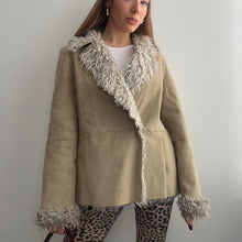 Load image into Gallery viewer, Beige / brown suede and faux fur jacket size 16
