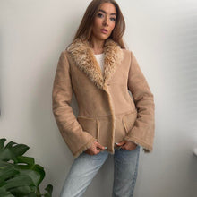 Load image into Gallery viewer, Tan brown jacket with faux fur collar and cuffs size 10
