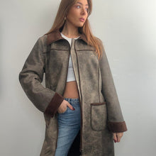 Load image into Gallery viewer, Khaki green and brown coat size large
