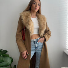 Load image into Gallery viewer, Caramel wool coat with faux fur collar size 14
