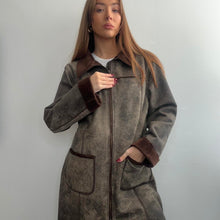 Load image into Gallery viewer, Khaki green and brown coat size large

