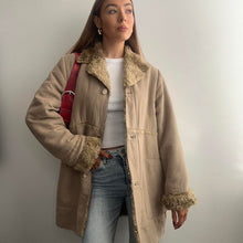 Load image into Gallery viewer, Light brown faux suede coat size M
