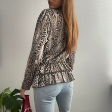 Load image into Gallery viewer, Snake print ruffle detail blouse size S/M
