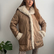 Load image into Gallery viewer, Vintage tan coat with hood size 12
