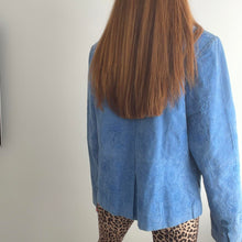 Load image into Gallery viewer, Unique blue embroidered suede blazer jacket size large
