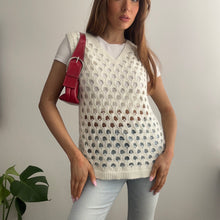 Load image into Gallery viewer, Cream vest with cut out hole design size small
