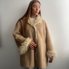 Load image into Gallery viewer, Tan and cream coat size large
