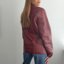 Load image into Gallery viewer, Vintage burgundy leather jacket size M
