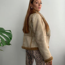 Load image into Gallery viewer, Suede jacket with ginger faux fur size 12
